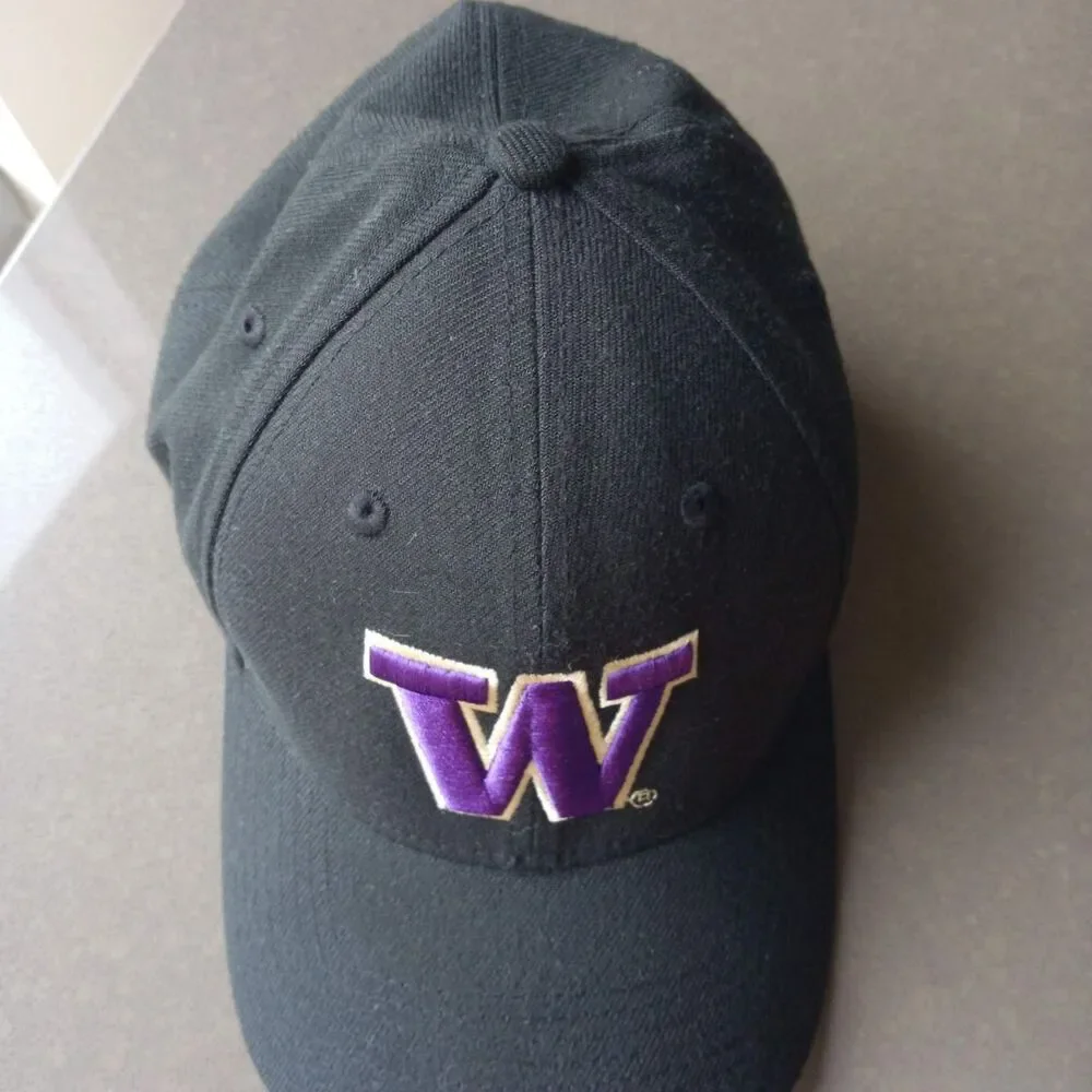 New Era washington huskies